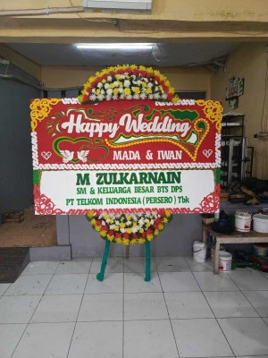 Papan Bunga di Brenggong Purworejo