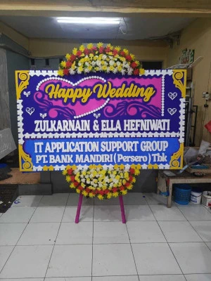 Papan Bunga di Brenggong Purworejo